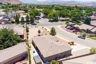 764 N Picturesque W, Saint George, UT 84770 - Photo 5