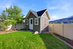 4945 W Mustang Ln, Mountain Green, UT 84050 - Photo 37