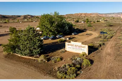 2040 N Long Canyon Rd, Kanab, UT 84741 - Photo 3