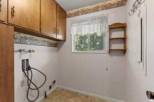 263 Stewart Dr, River Heights, UT 84321 - Photo 13