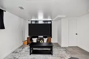 667 N 100 E, Logan, UT 84321 - Photo 33