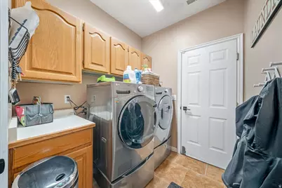 11134 S Prescott Dr, Sandy, UT 84093 - Photo 29
