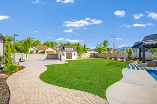 698 N Farmland Dr, Kaysville, UT 84037 - Photo 31