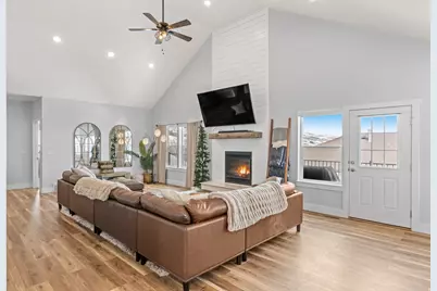 1343 N Trapper Loop W, Garden City, UT 84028 - Photo 9