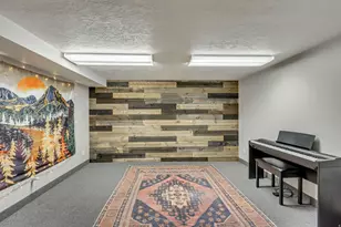 7300 E 200 S, Huntsville, UT 84317 - Photo 23