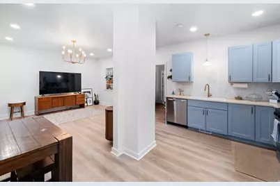 257 E 200 S, Provo, UT 84606 - Photo 9