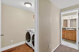 146 E 100 S, Bountiful, UT 84010 - Photo 23