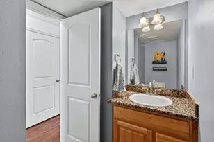 146 E 100 S, Bountiful, UT 84010 - Photo 7