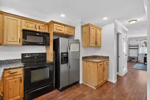 146 E 100 S, Bountiful, UT 84010 - Photo 11