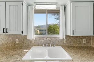 515 Glenwood Dr, Hyrum, UT 84319 - Photo 5