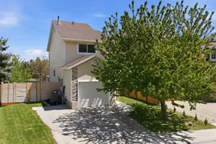 8377 S Meadow Green Way W, West Jordan, UT 84088 - Photo 35