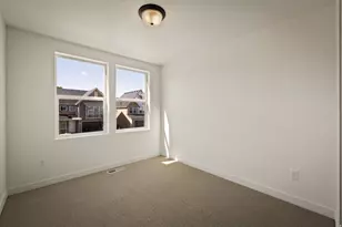 1057 W Linden Ln, Woods Cross, UT 84087 - Photo 19