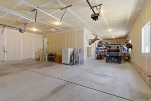 2252 W 1125 S, Syracuse, UT 84075 - Photo 17