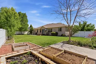 2252 W 1125 S, Syracuse, UT 84075 - Photo 27