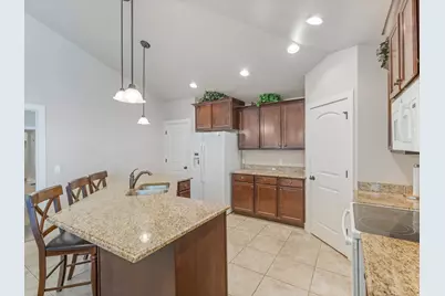 1246 E 4500 St S, Millcreek, UT 84117 - Photo 11