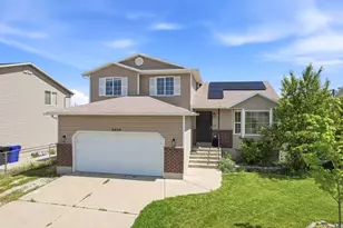 2039 Fremont Crest Ave, Syracuse, UT 84075 - Photo 3