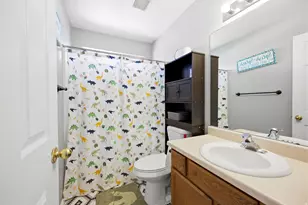 2039 Fremont Crest Ave, Syracuse, UT 84075 - Photo 21
