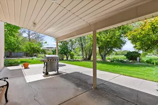 1729 N 1700 E, North Logan, UT 84341 - Photo 37