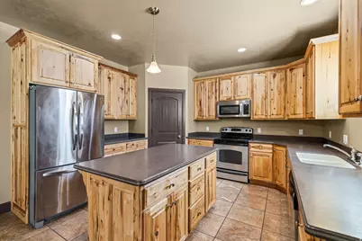 350 N 200 E, Ferron, UT 84523 - Photo 13