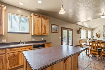 350 N 200 E, Ferron, UT 84523 - Photo 19