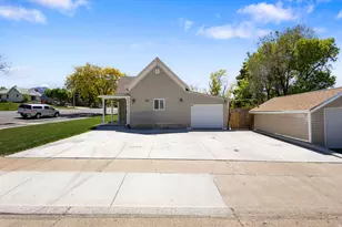 694 E 100 S, Spanish Fork, UT 84660 - Photo 3