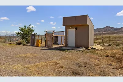 821 E 3250, Newcastle, UT 84756 - Photo 25