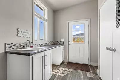 821 E 3250, Newcastle, UT 84756 - Photo 21