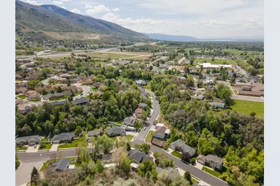 2573 E Kays Creek Dr N, Layton, UT 84040 - Photo 65