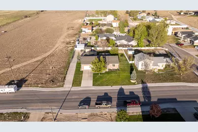 725 S 300 E, Ephraim, UT 84627 - Photo 9