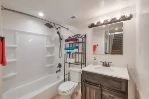 8344 S Wheatridge Ct, West Jordan, UT 84081 - Photo 17