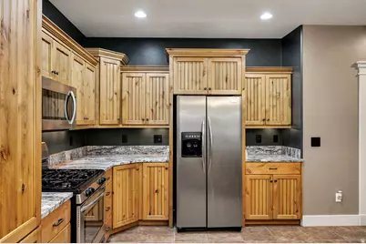 288 E 525 S, Providence, UT 84332 - Photo 7