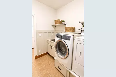1055 N 1000 E, Mapleton, UT 84664 - Photo 35
