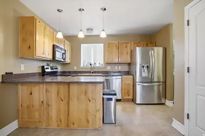 7065 N Cherokee St, Eagle Mountain, UT 84005 - Photo 13