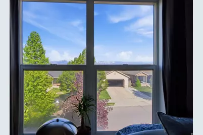 7065 N Cherokee St, Eagle Mountain, UT 84005 - Photo 17