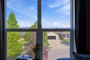 7065 N Cherokee St, Eagle Mountain, UT 84005 - Photo 17
