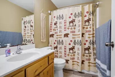 7065 N Cherokee St, Eagle Mountain, UT 84005 - Photo 21