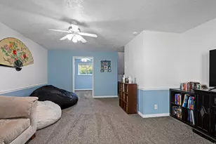 553 N 200 W, Bountiful, UT 84010 - Photo 21