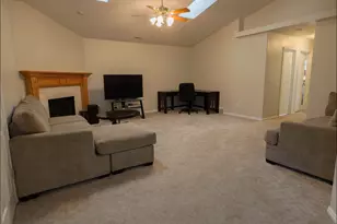 948 W 1730 N, Clinton, UT 84015 - Photo 11