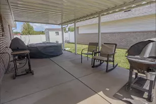 948 W 1730 N, Clinton, UT 84015 - Photo 21