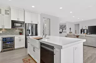 8528 S Otter Creek Dr W, West Jordan, UT 84081 - Photo 17