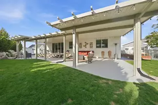 8528 S Otter Creek Dr W, West Jordan, UT 84081 - Photo 7