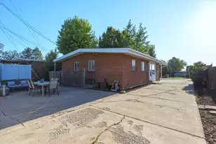 502 N Main St, Bountiful, UT 84010 - Photo 29