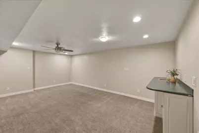 502 N Main St, Bountiful, UT 84010 - Photo 23