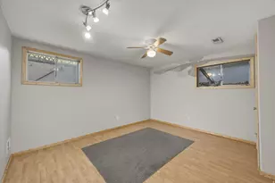502 N Main St, Bountiful, UT 84010 - Photo 25