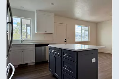 121 E 730 N, Tooele, UT 84074 - Photo 5