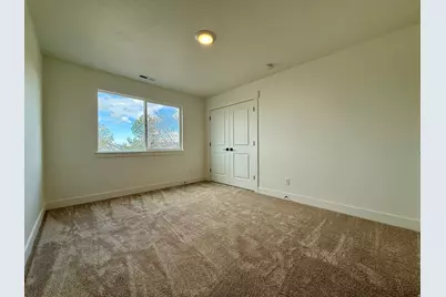 121 E 730 N, Tooele, UT 84074 - Photo 19