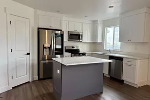 121 E 730 N, Tooele, UT 84074 - Photo 3
