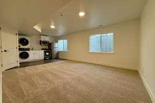 121 E 730 N, Tooele, UT 84074 - Photo 13