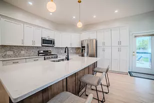 12008 S Reeves Ln, Riverton, UT 84065 - Photo 3