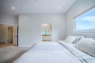12008 S Reeves Ln, Riverton, UT 84065 - Photo 11